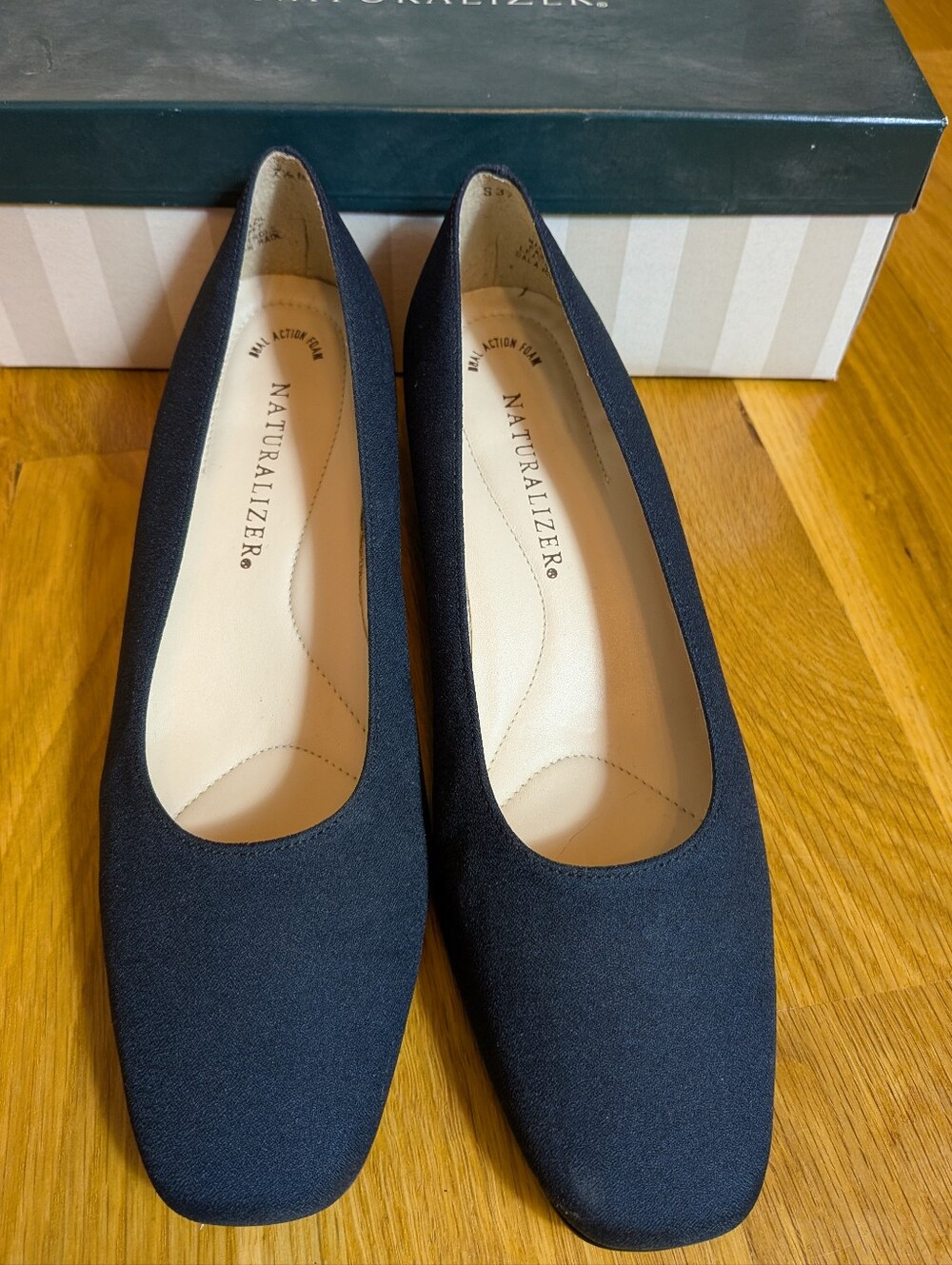 Vintage Naturalizer Clayton1 Indigo Pumps - Picture 4 of 10